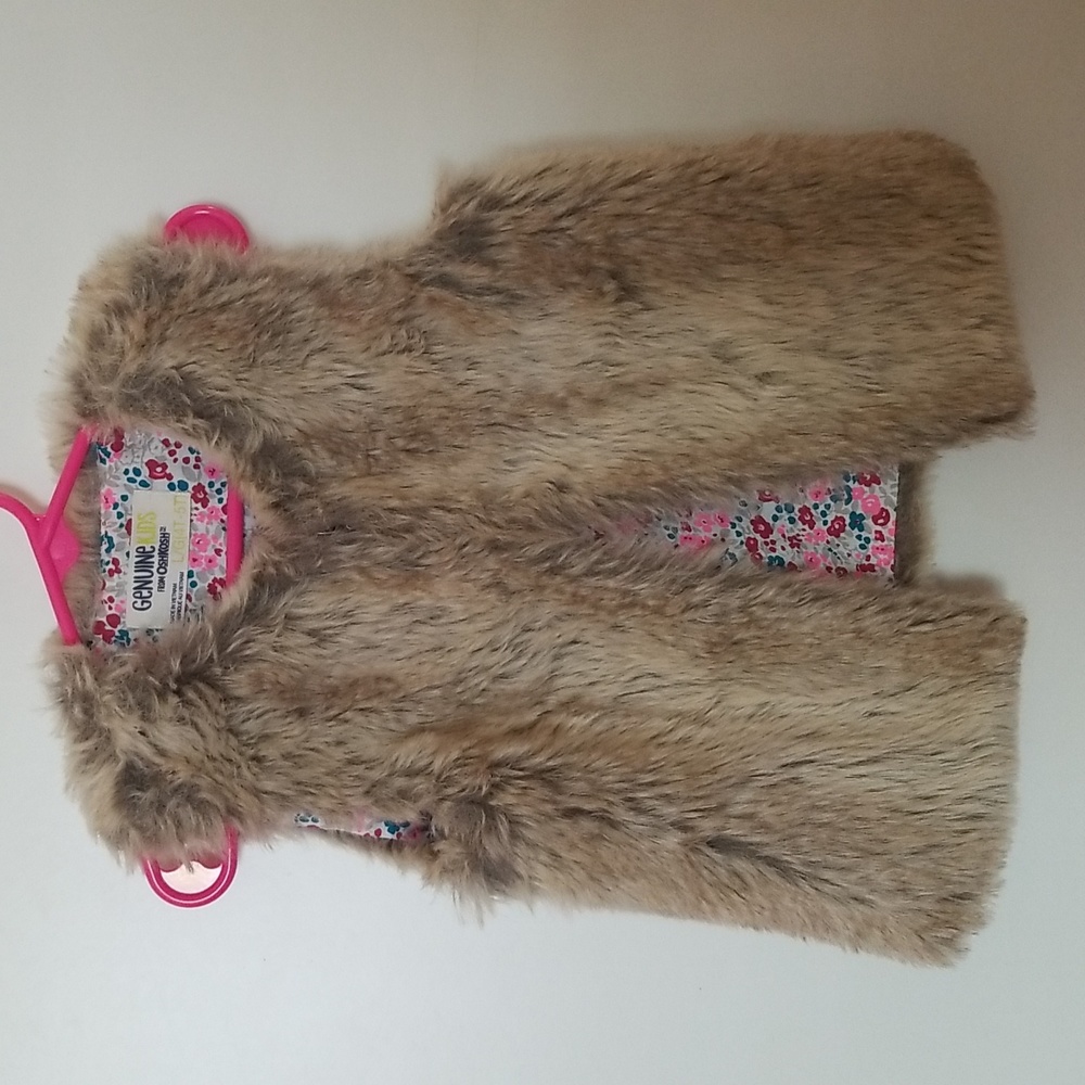 Oshkosh Genuine Kids Girls  Faux Fur Vest 8